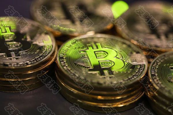 2024年11月02日:比特币自6月以来首次突破7.1万美元 投资者正在等待财报和选举日